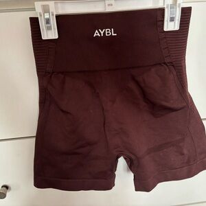 Aybl balance v3 seemless shorts